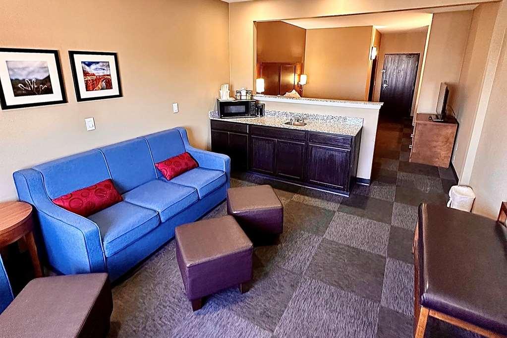 Baymont By Wyndham Phoenix North Room photo