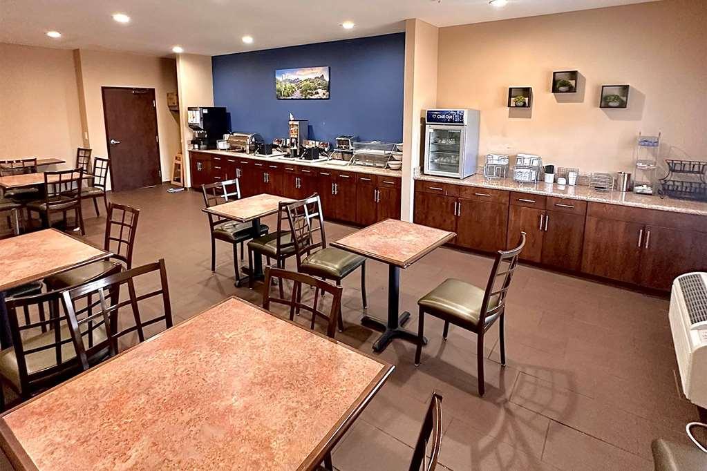 Baymont By Wyndham Phoenix North Restaurant photo