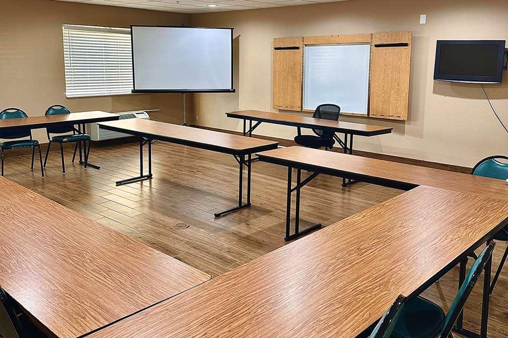Baymont By Wyndham Phoenix North Facilities photo